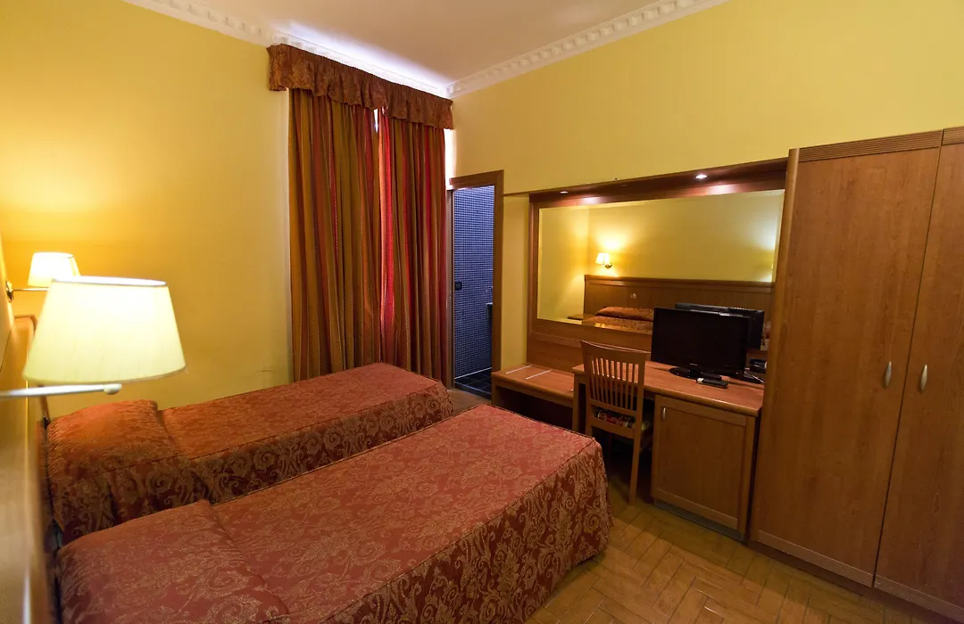 Hotel Lella-1